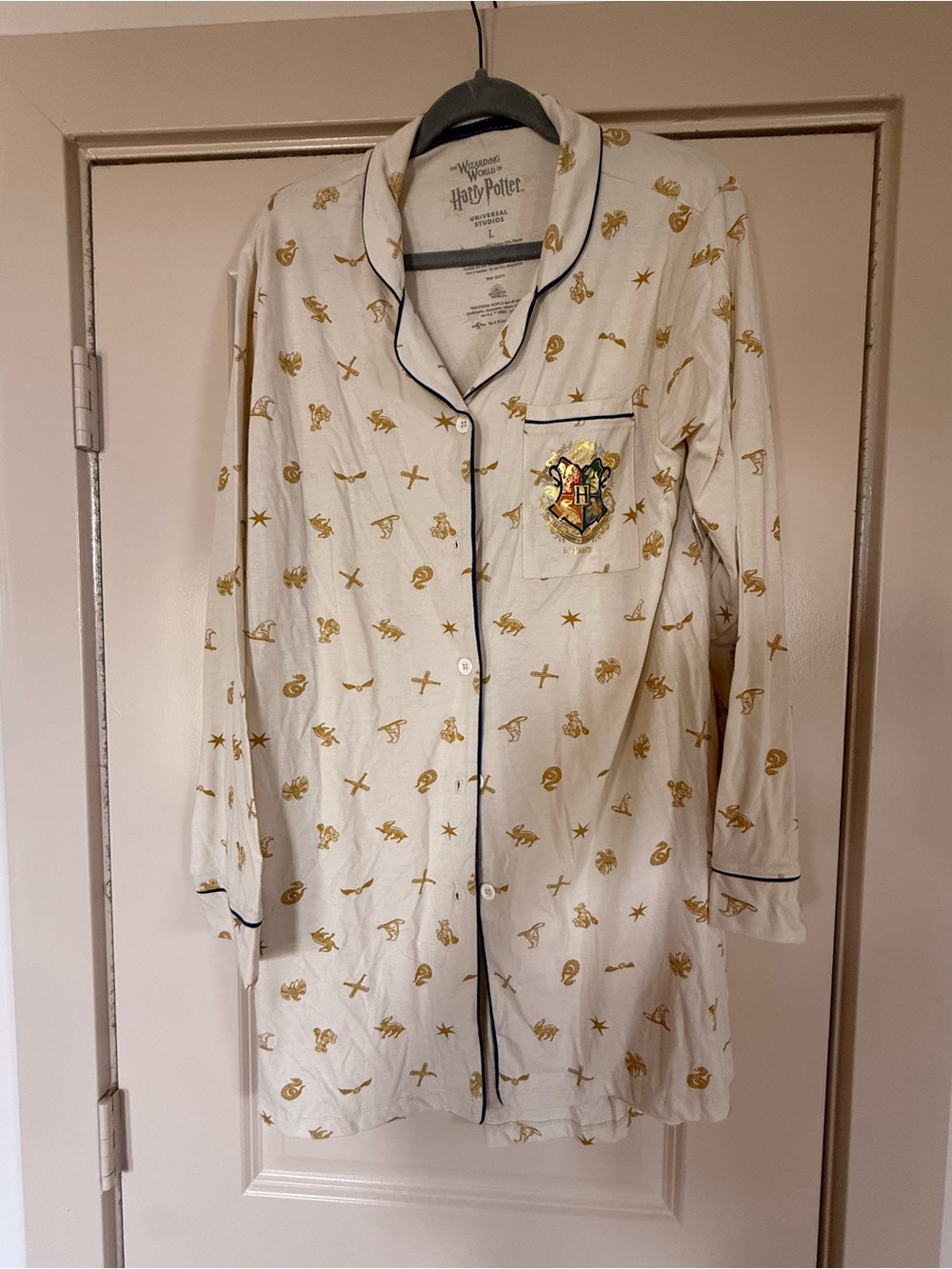 Universal Harry Potter Hogwarts Crest Night Shirt